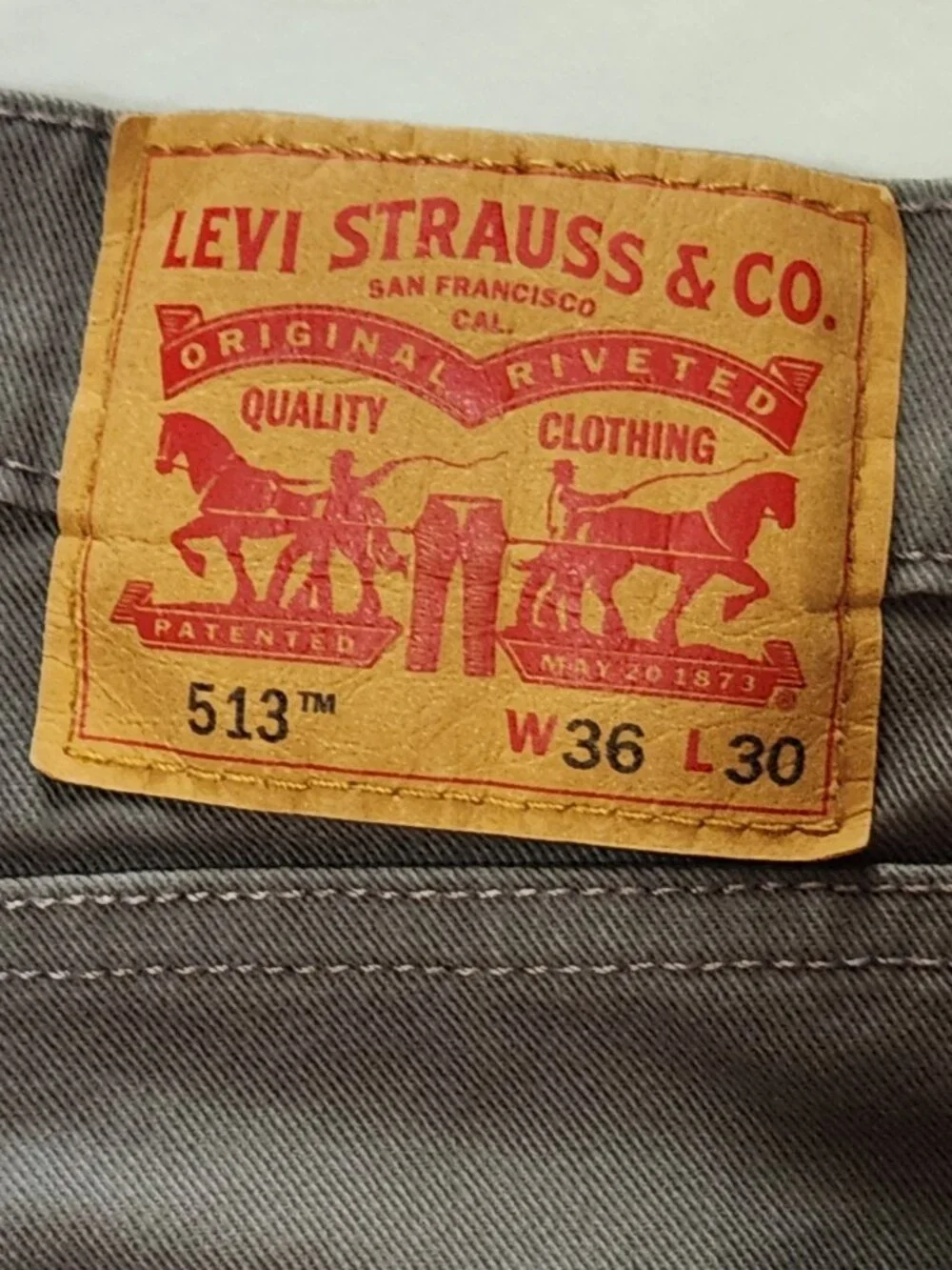 Levi's 513 jeans sz 36 X 30 Slim Straight Gray EUC